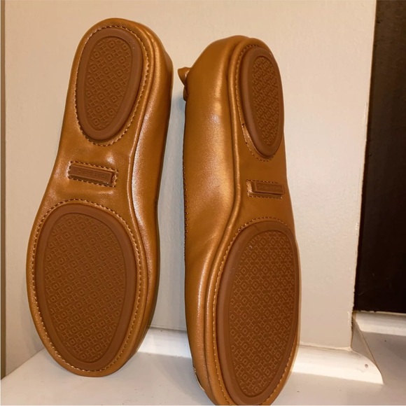 Tory Burch flat gorgeous leather shoes brand new size 6 - Picture 4 of 8